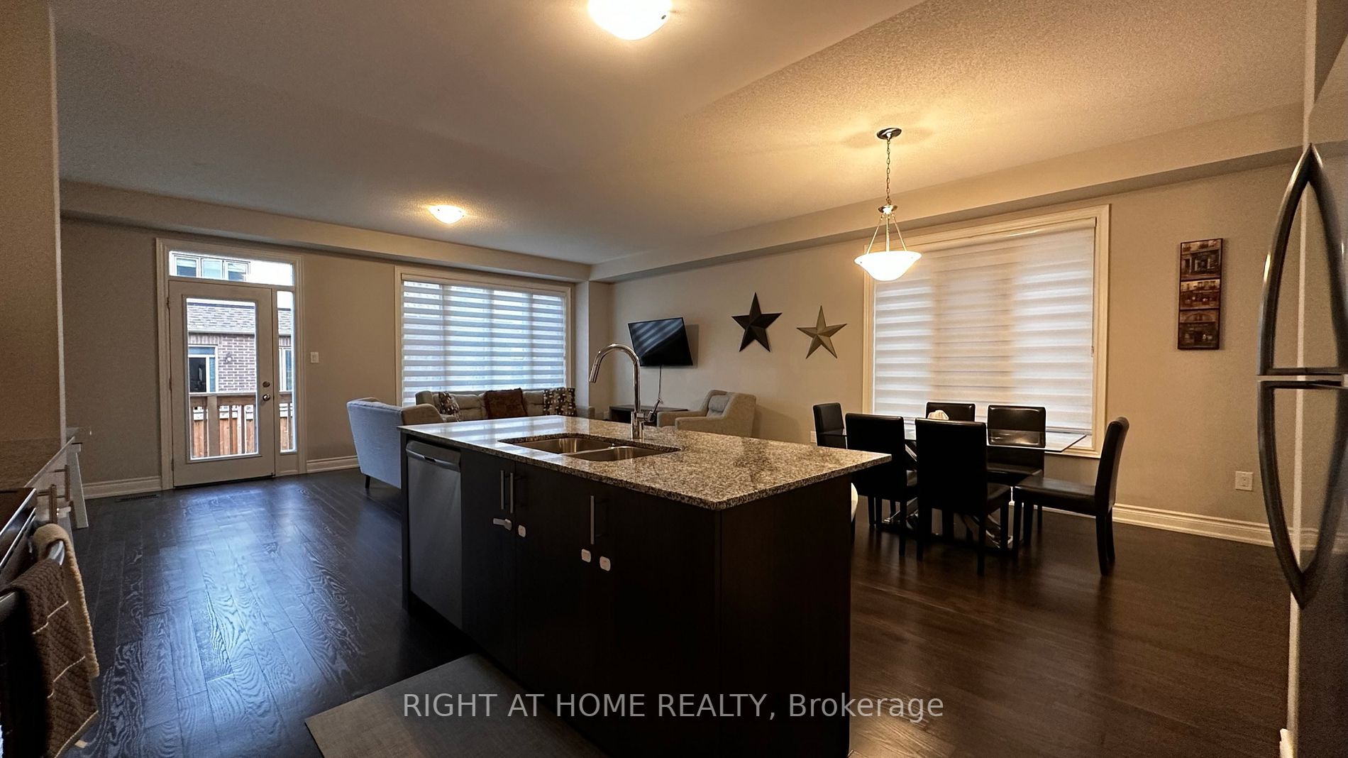 Listing W5973880 - Large Photo # 26