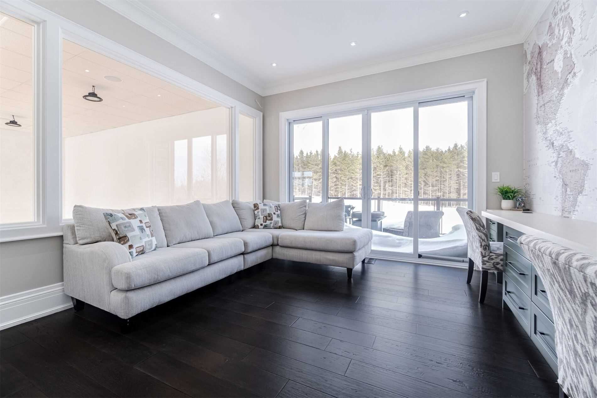 16033 Mississauga Road