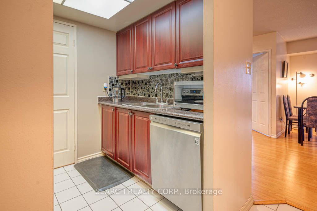 265 Enfield Place, #508
