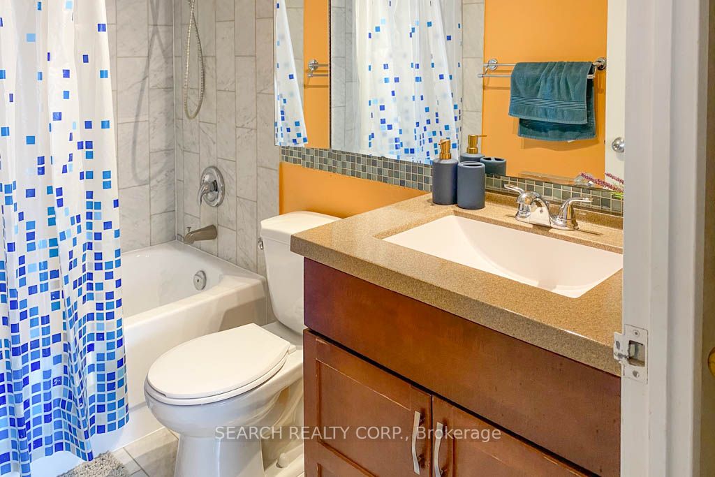 265 Enfield Place, #508