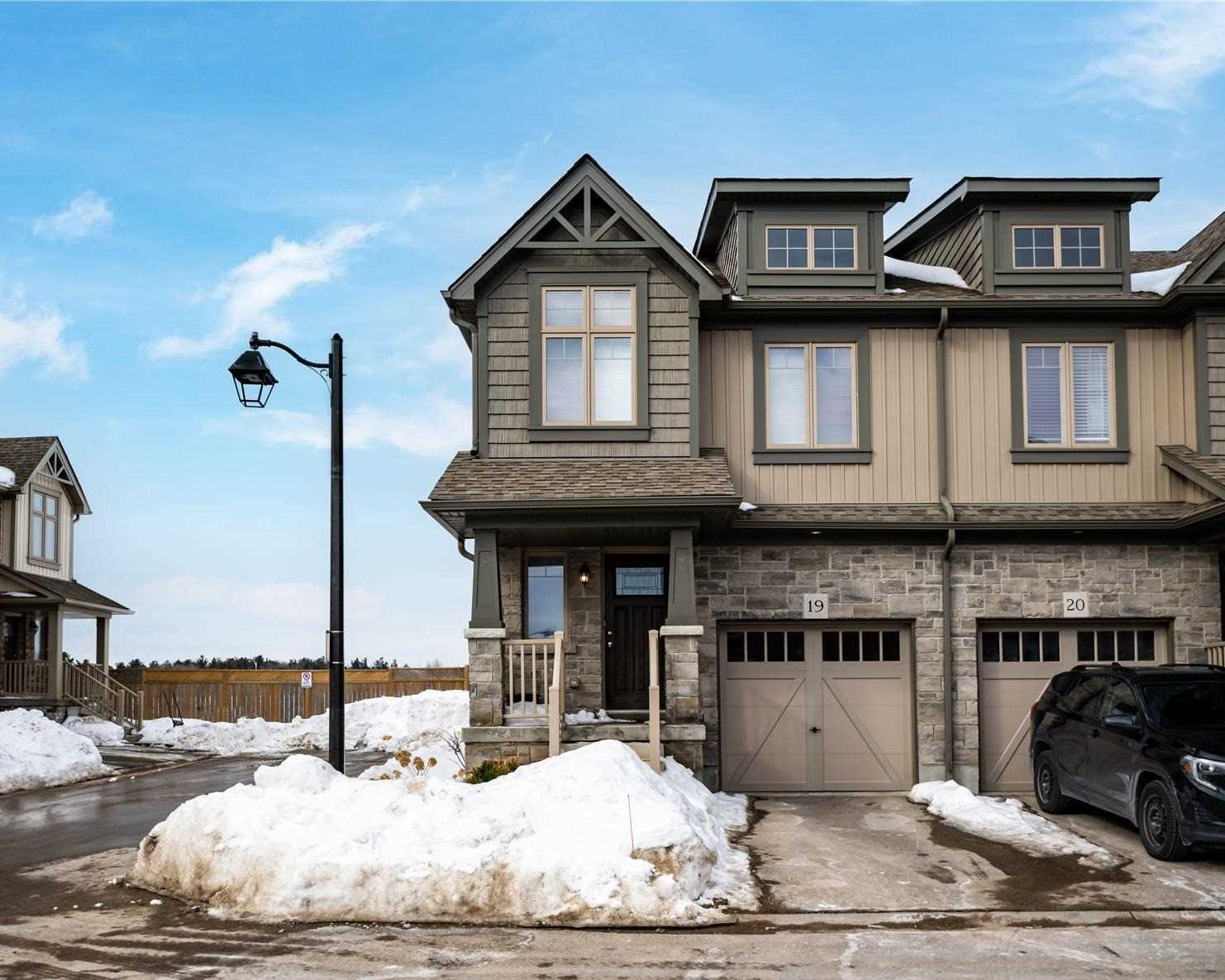 Listing W5973971 - Large Photo # 1