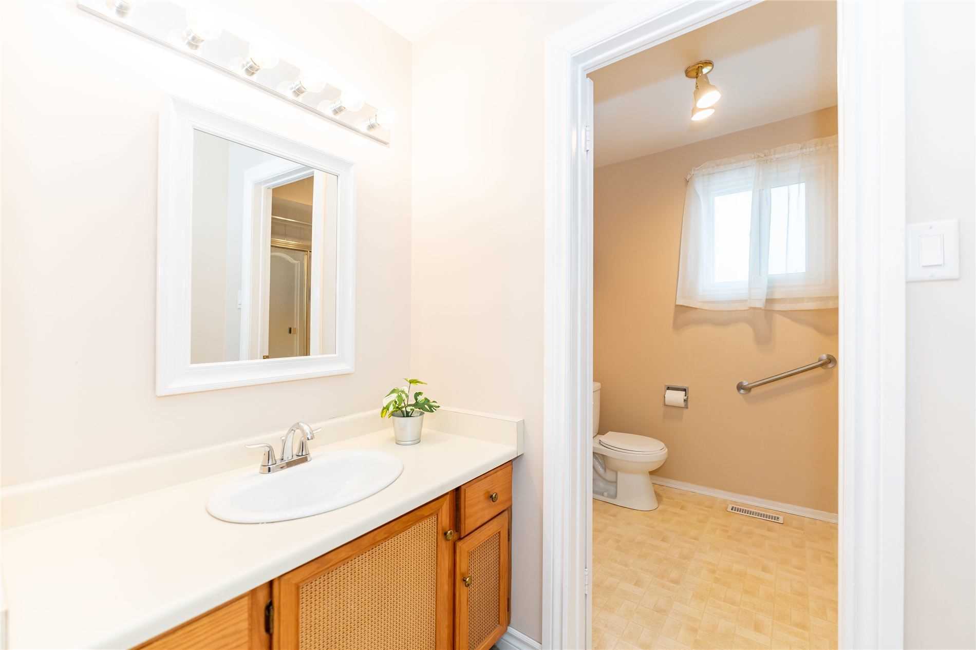 Listing W5973995 - Large Photo # 24