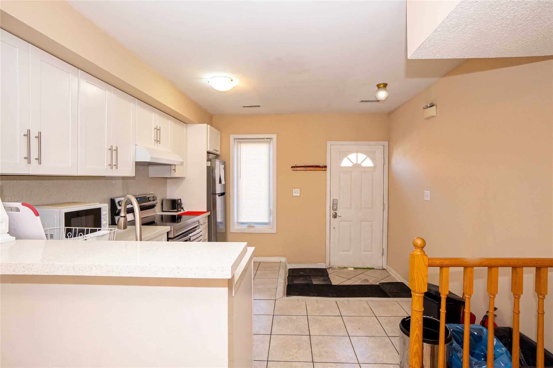 Listing W5974013 - Large Photo # 3