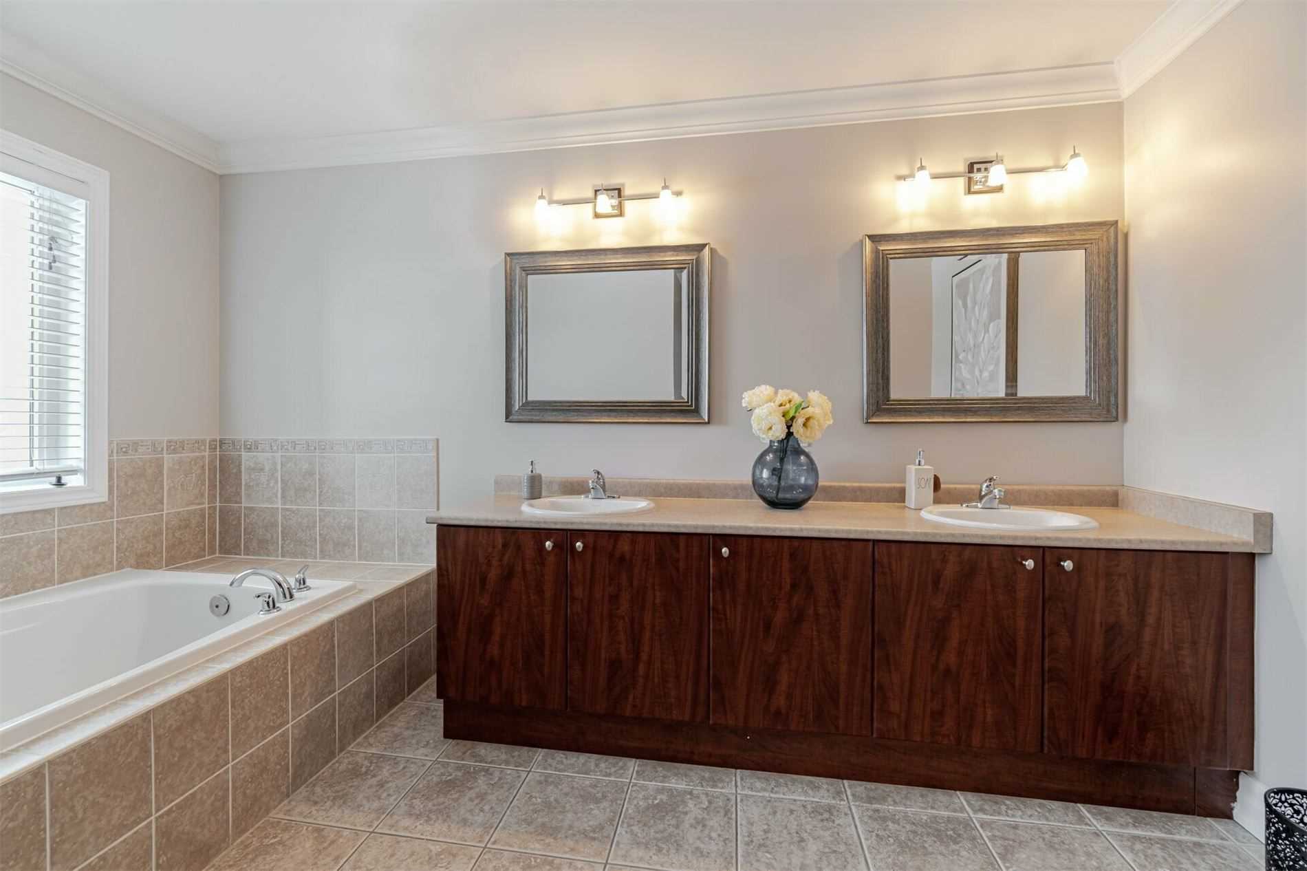 Listing W5974037 - Large Photo # 24