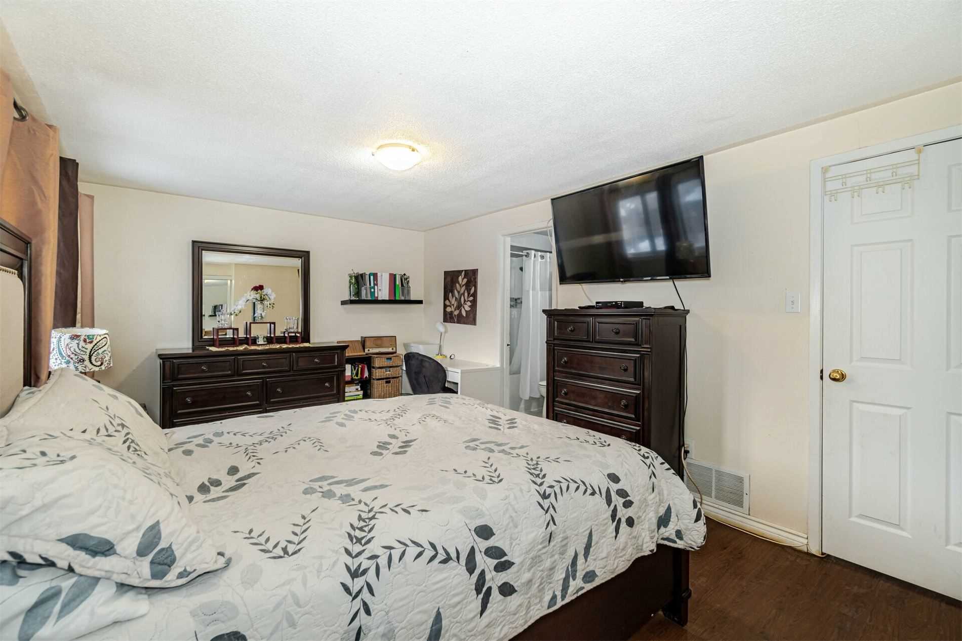 Listing W5974079 - Large Photo # 26