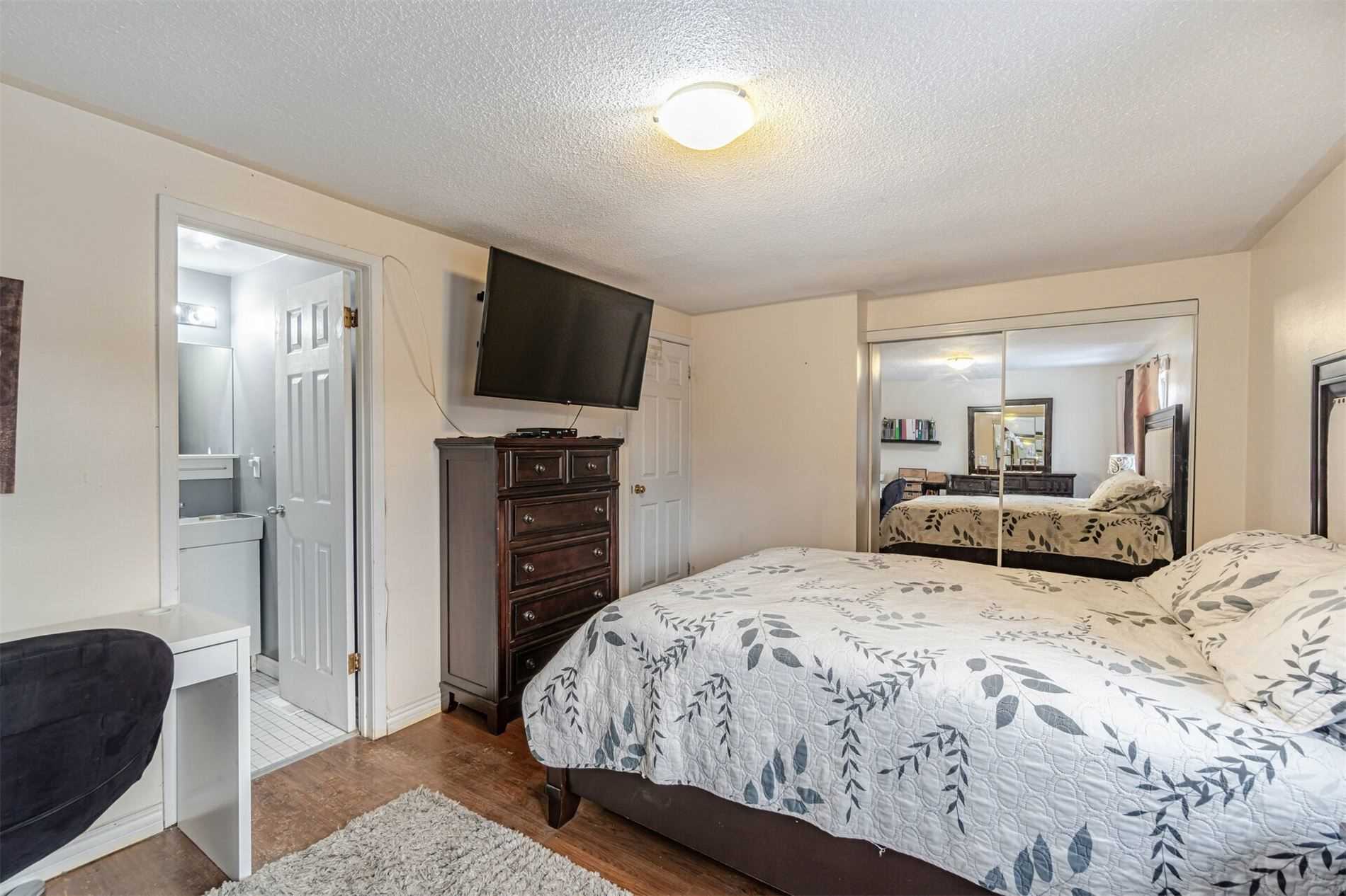 Listing W5974079 - Large Photo # 27