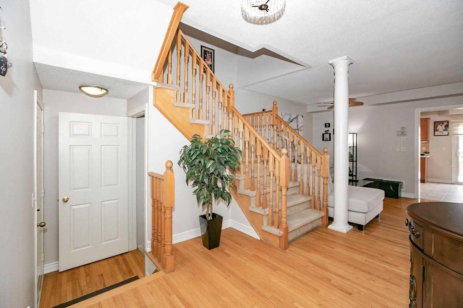 Listing W5974115 - Large Photo # 6