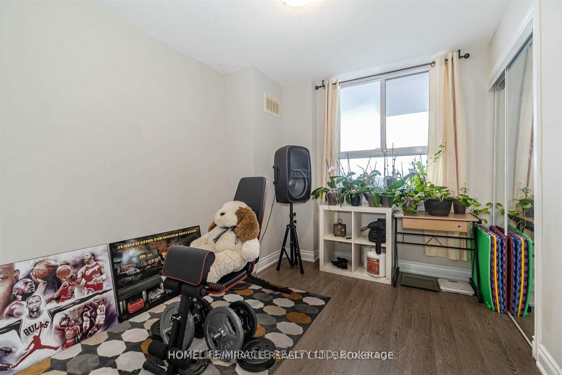Listing W5974316 - Large Photo # 22