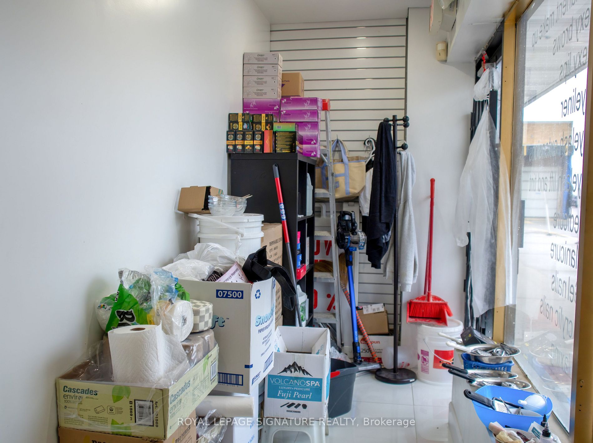 Listing W5974328 - Large Photo # 19