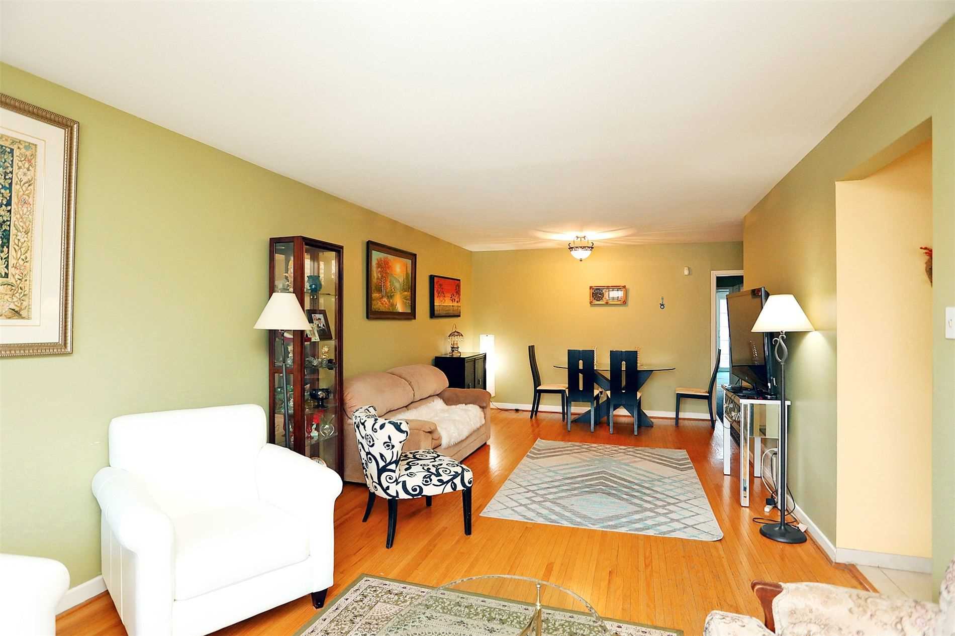 Listing W5974357 - Large Photo # 6