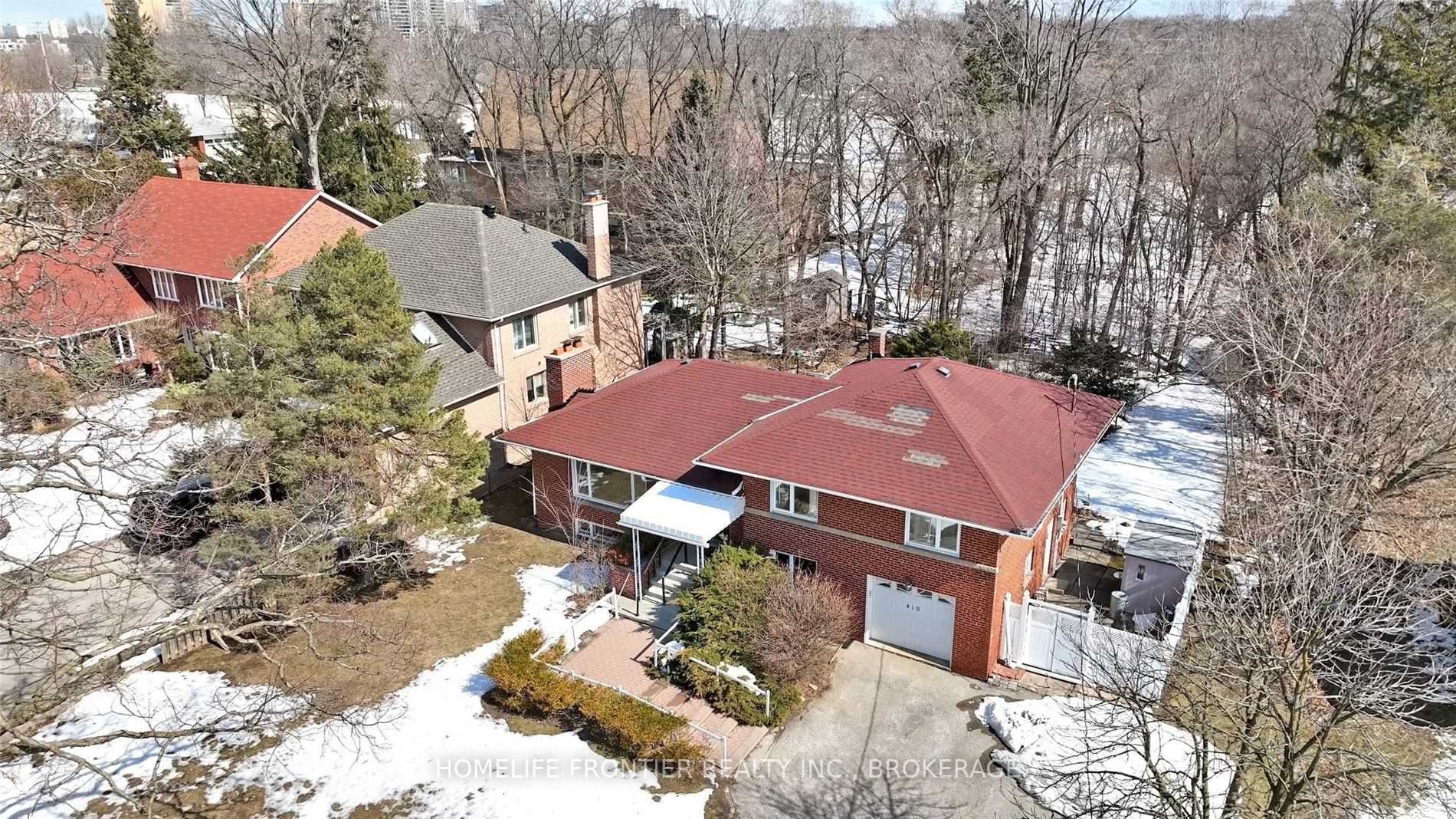 Listing W5974461 - Large Photo # 1