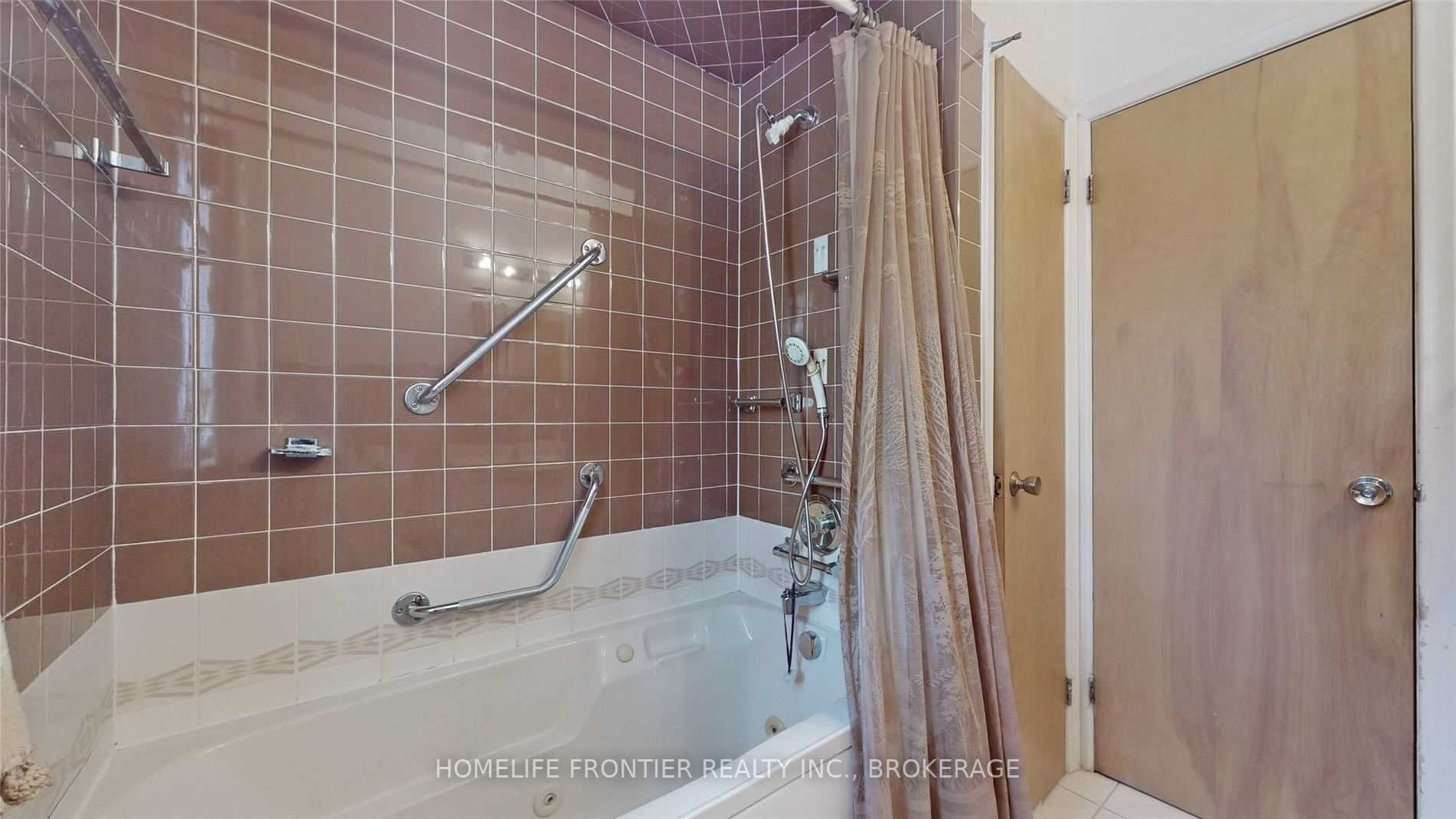 Listing W5974461 - Large Photo # 21