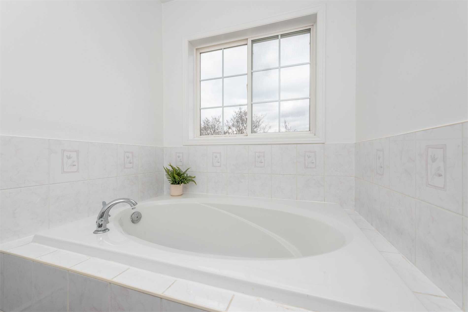 Listing W5974555 - Large Photo # 33
