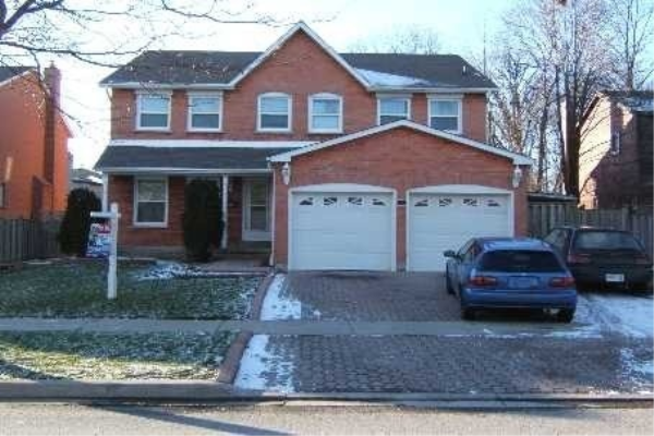38 Manorcrest St, Brampton