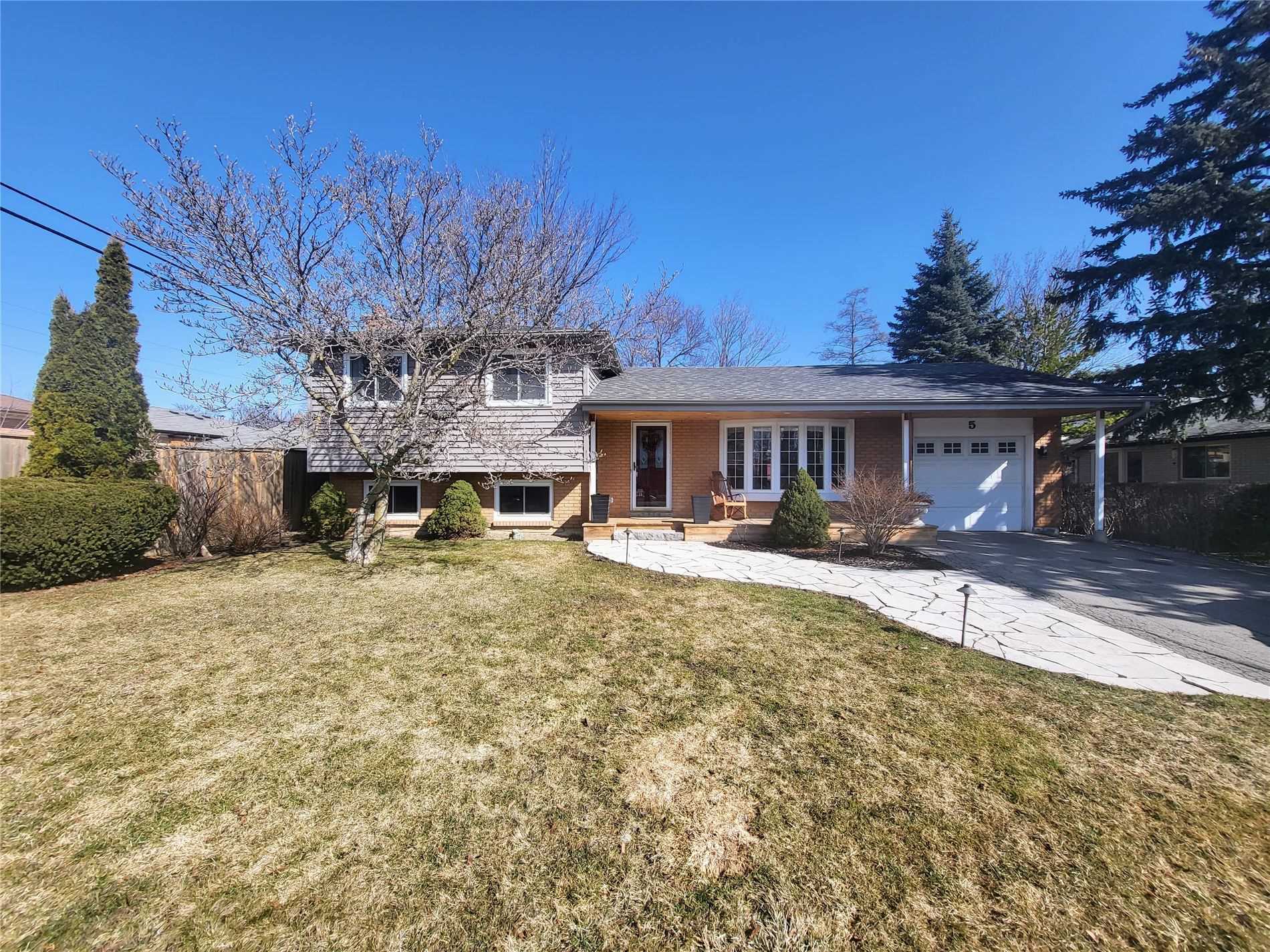 Listing W5974997 - Large Photo # 1