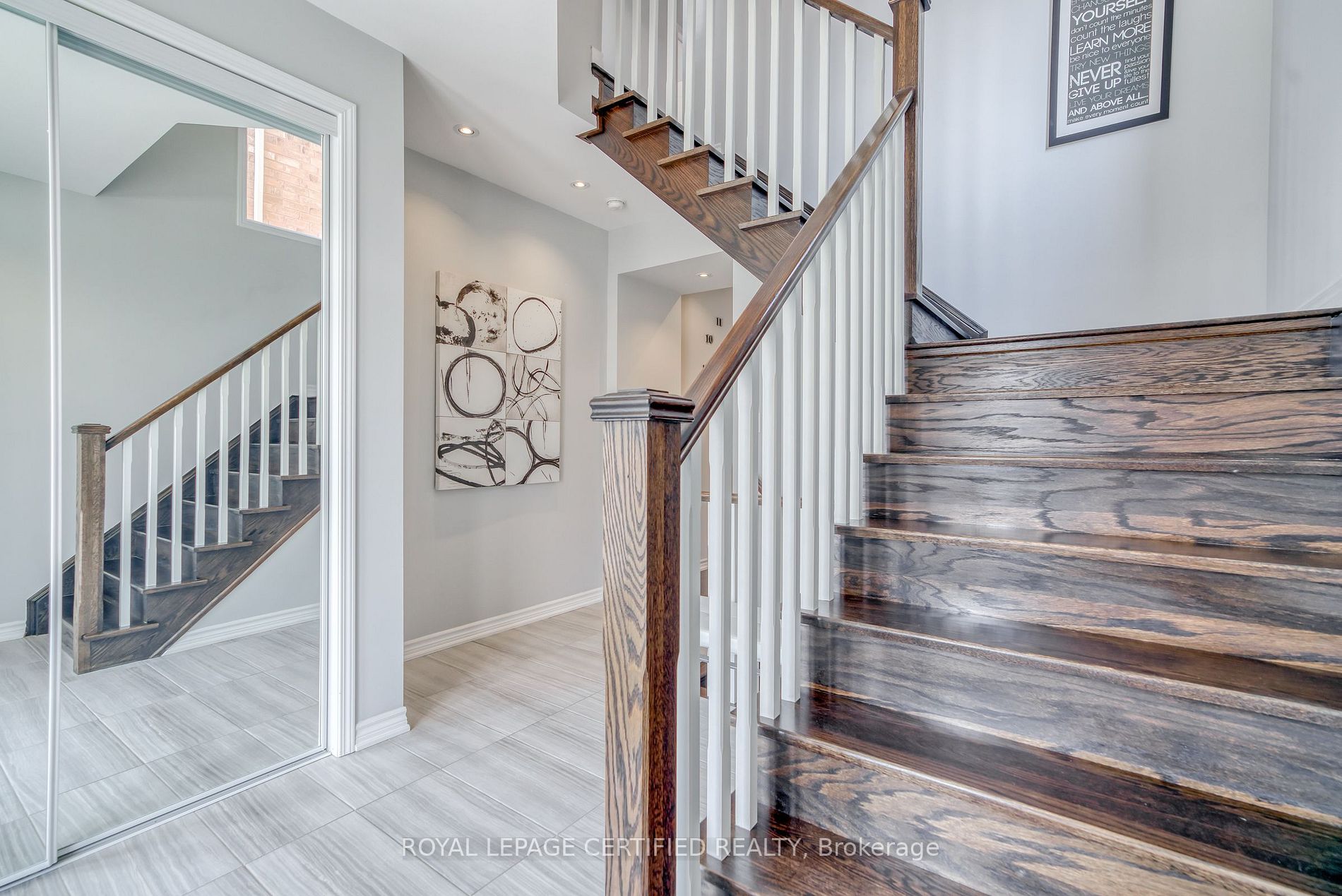74 Enford Cres