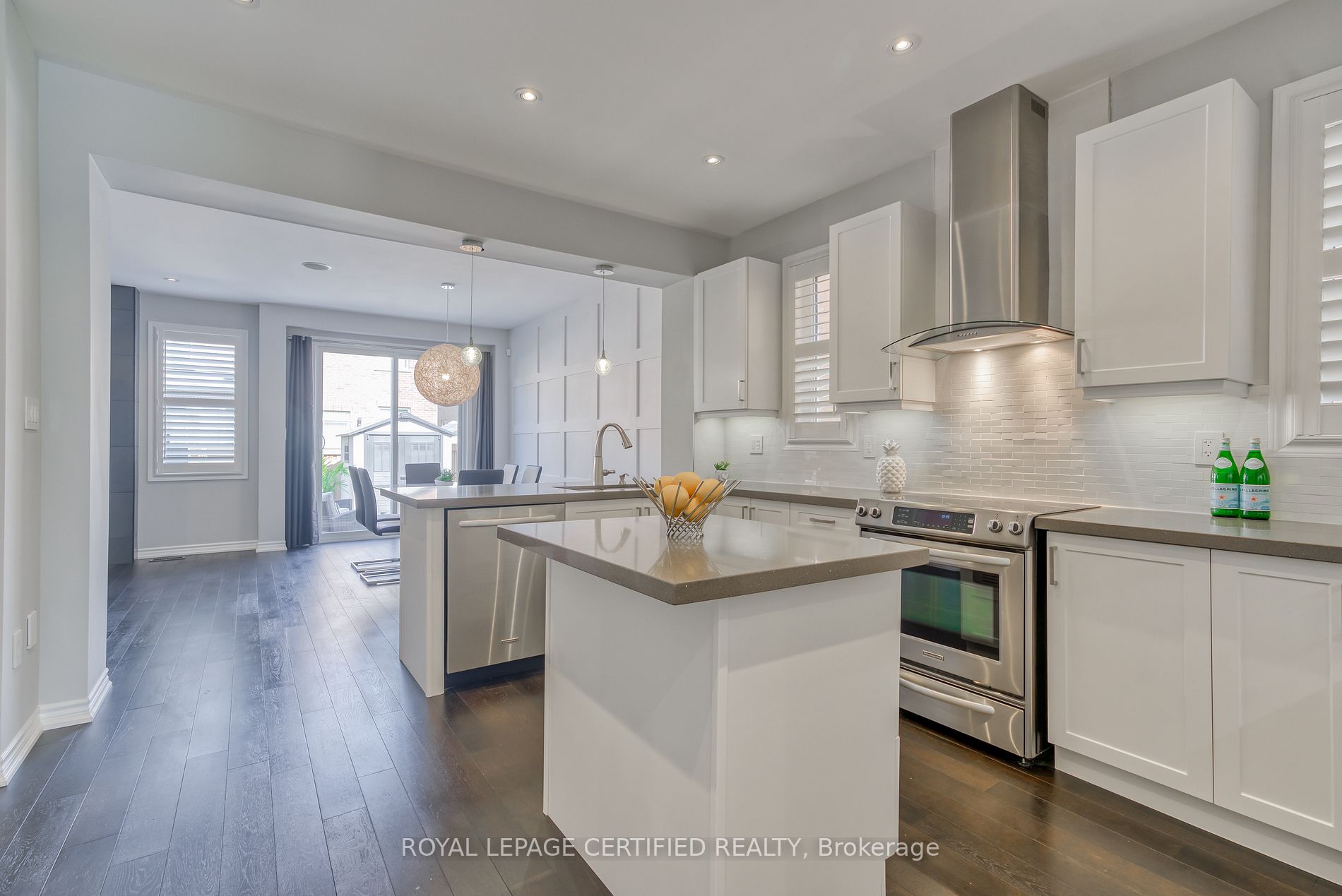 74 Enford Cres