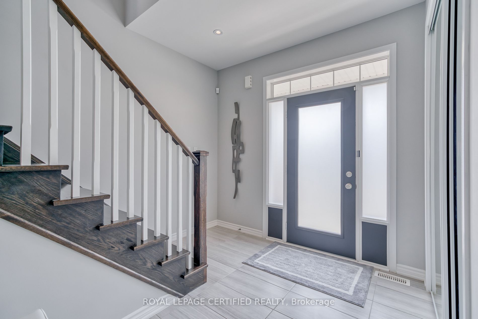74 Enford Cres