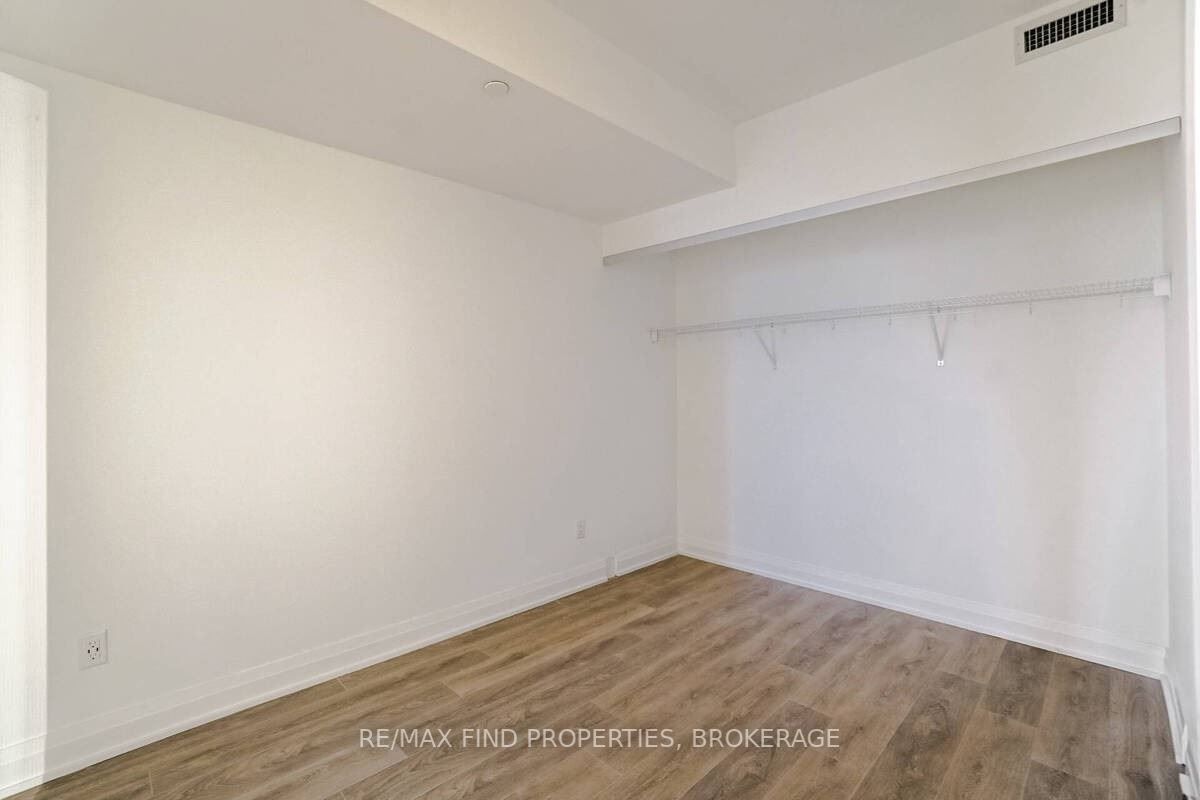 Listing W5975631 - Large Photo # 24