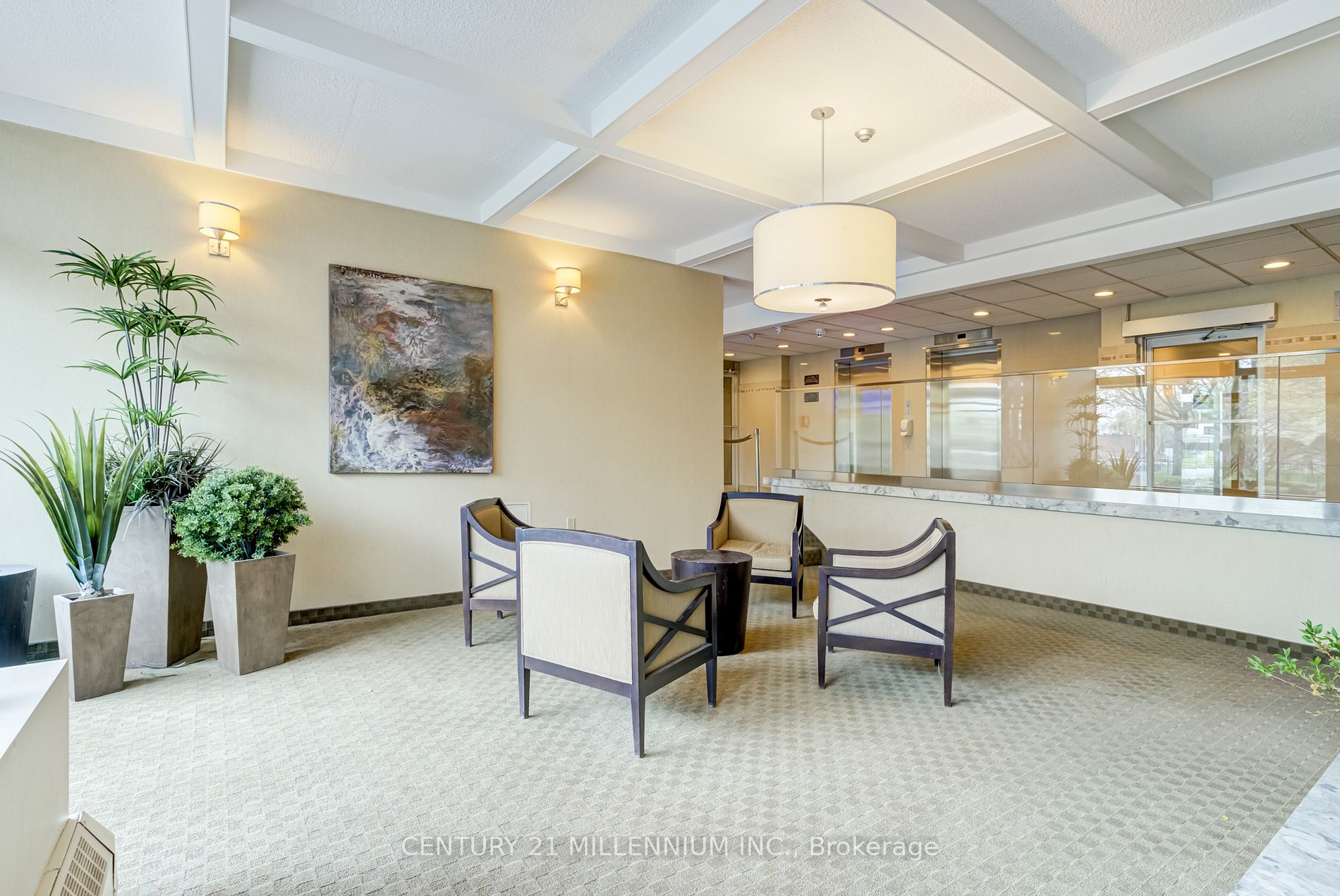 Listing W5975680 - Large Photo # 4