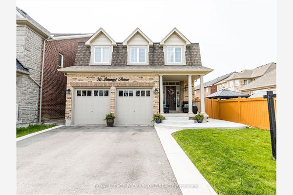 30 Learmont Ave, Caledon