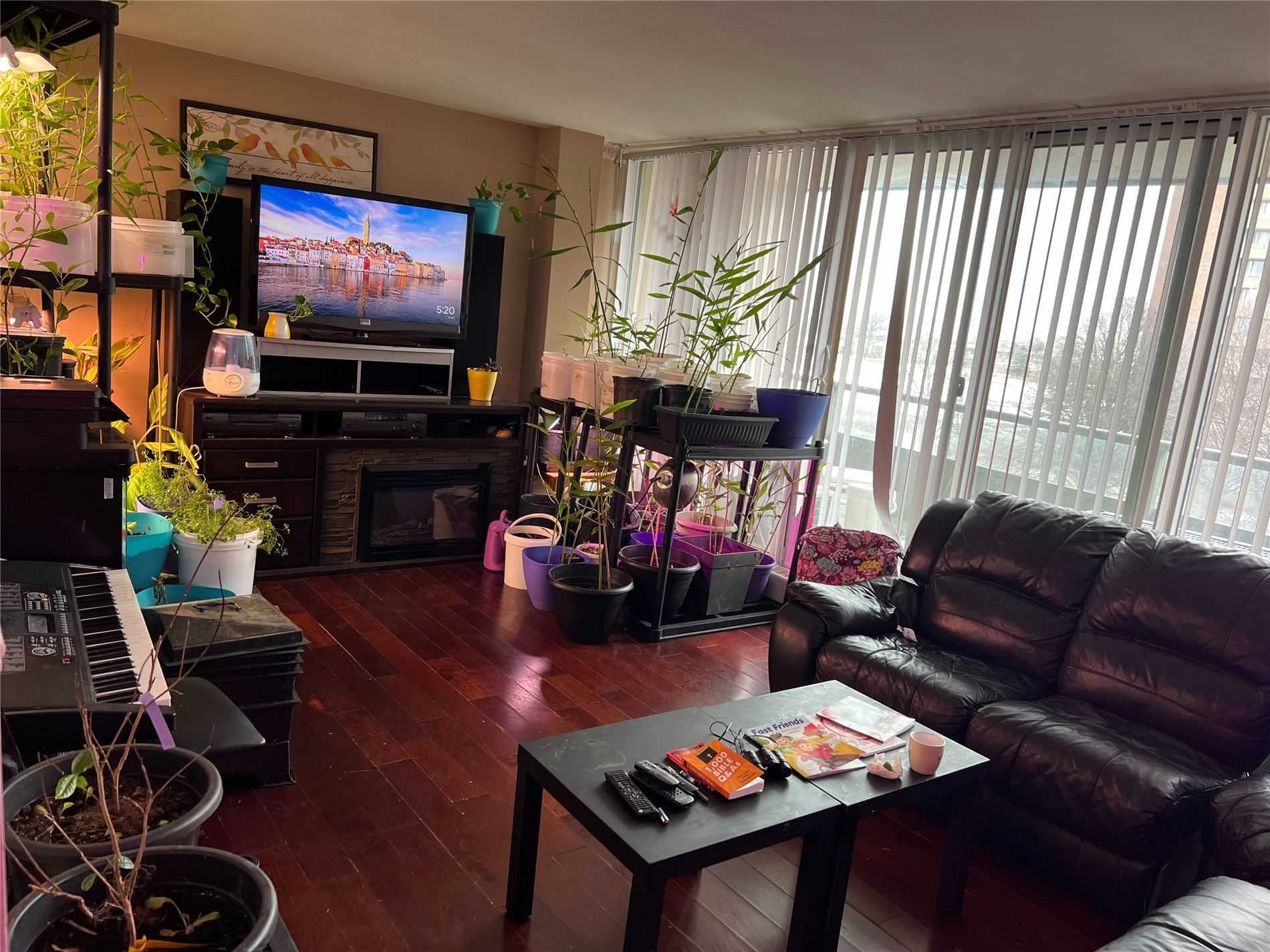 #507 - 19 Four Winds Dr, Toronto