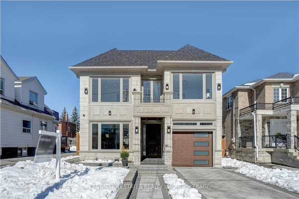 953 Ninth St, Mississauga