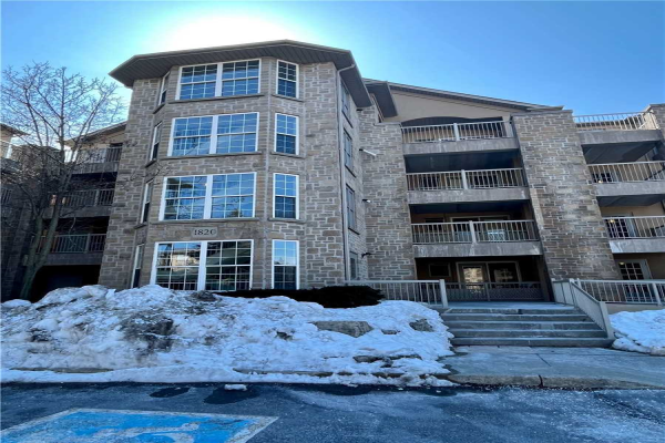1820 Walkers Line, Burlington