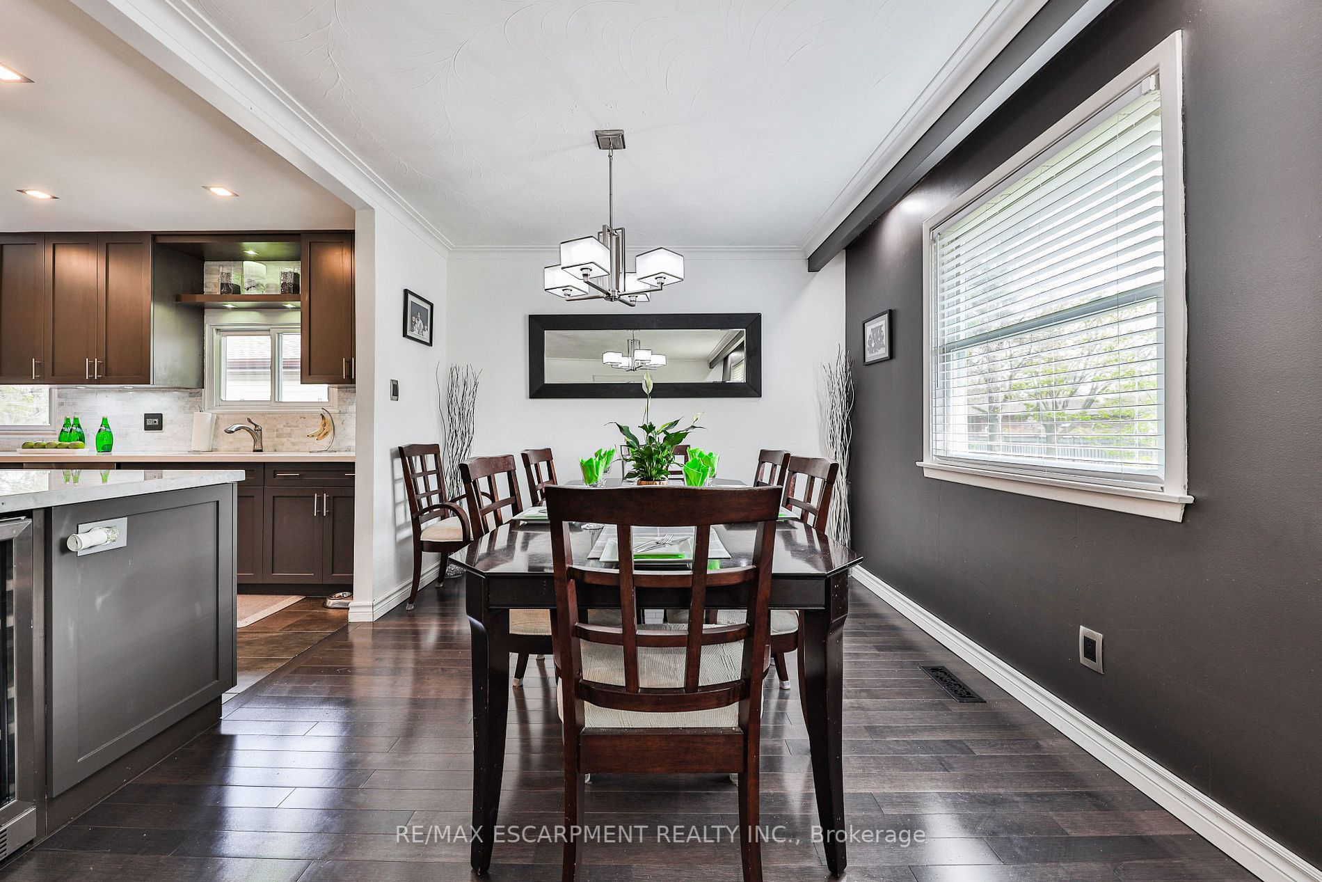 329 Erindale Dr