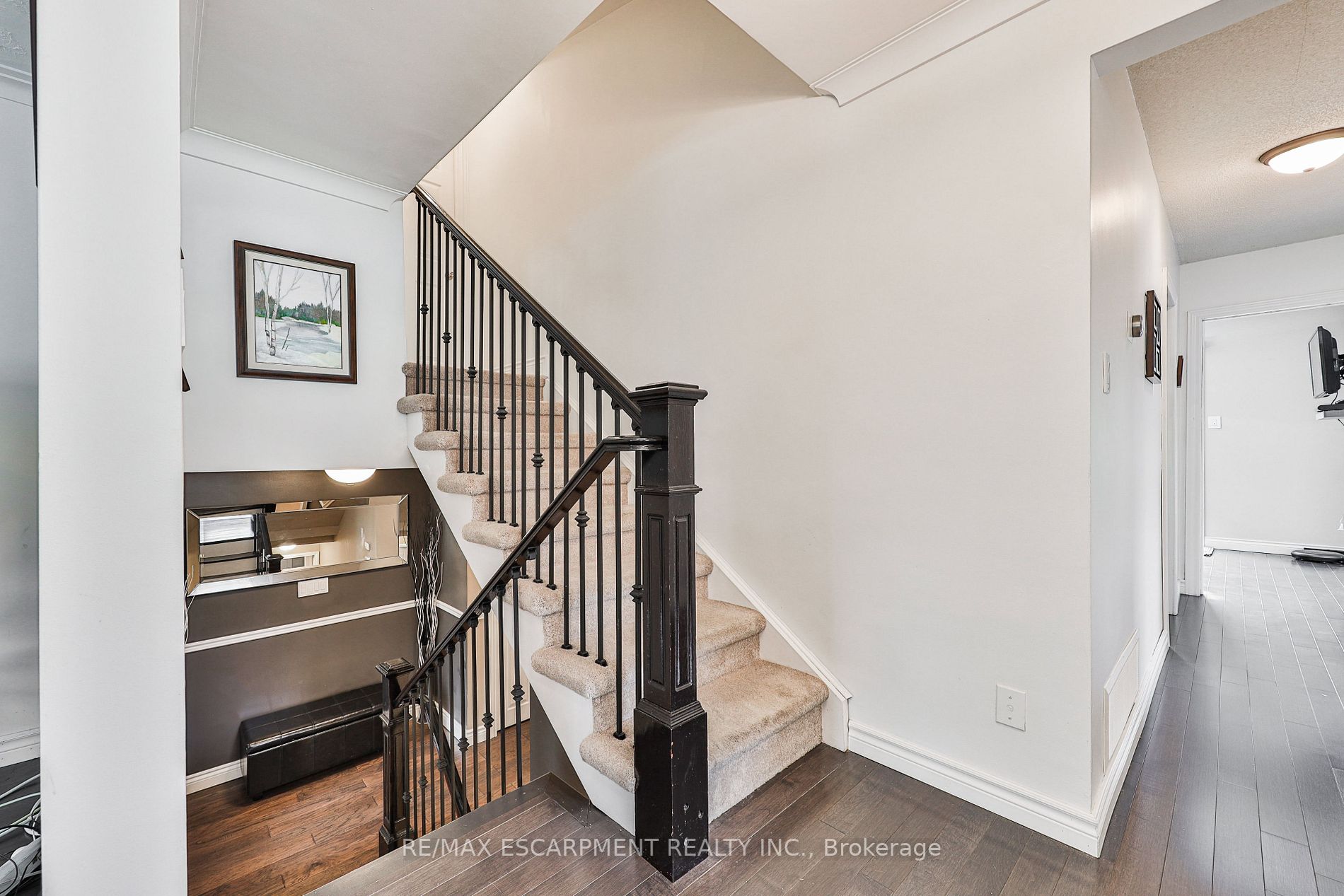 329 Erindale Dr