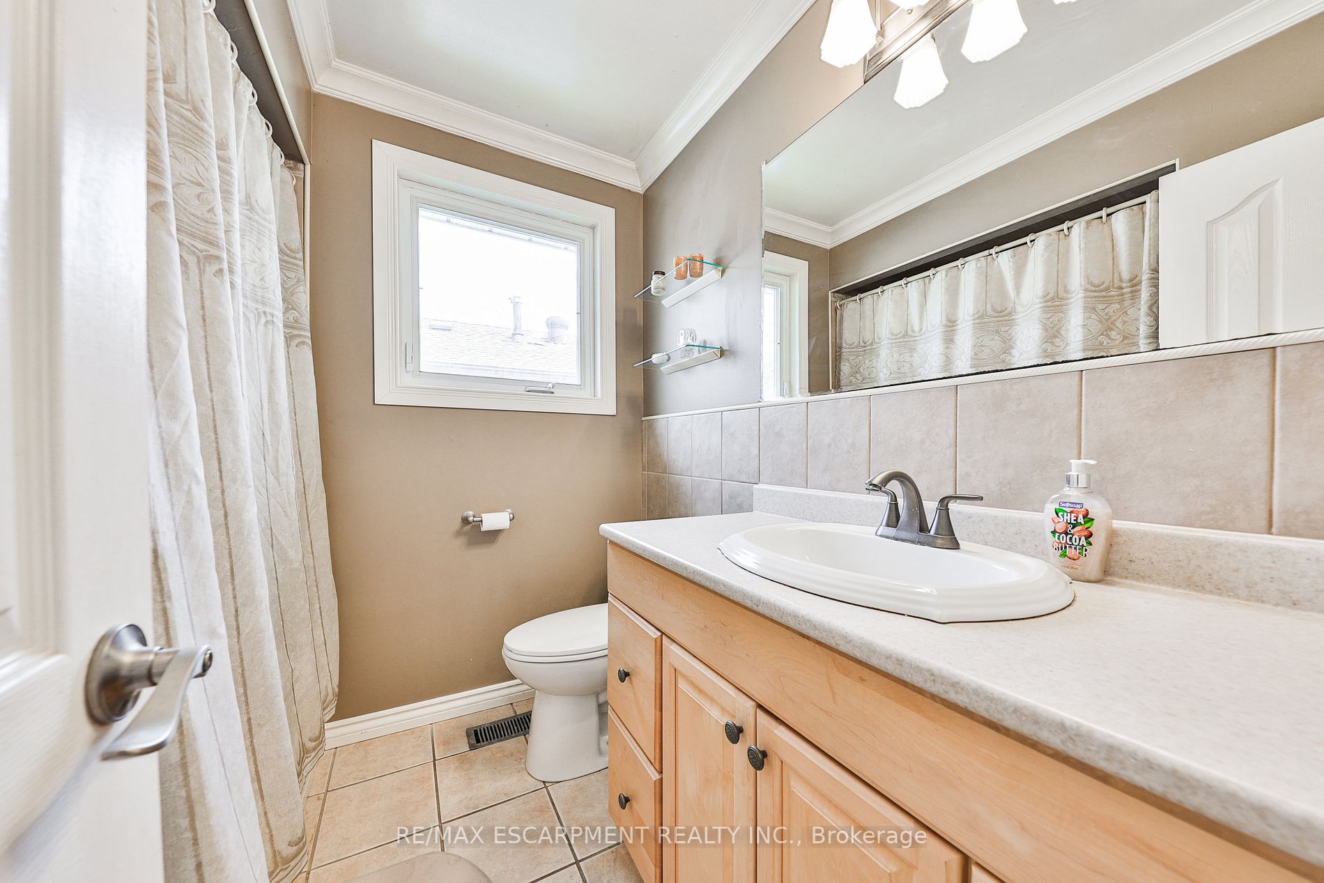 329 Erindale Dr