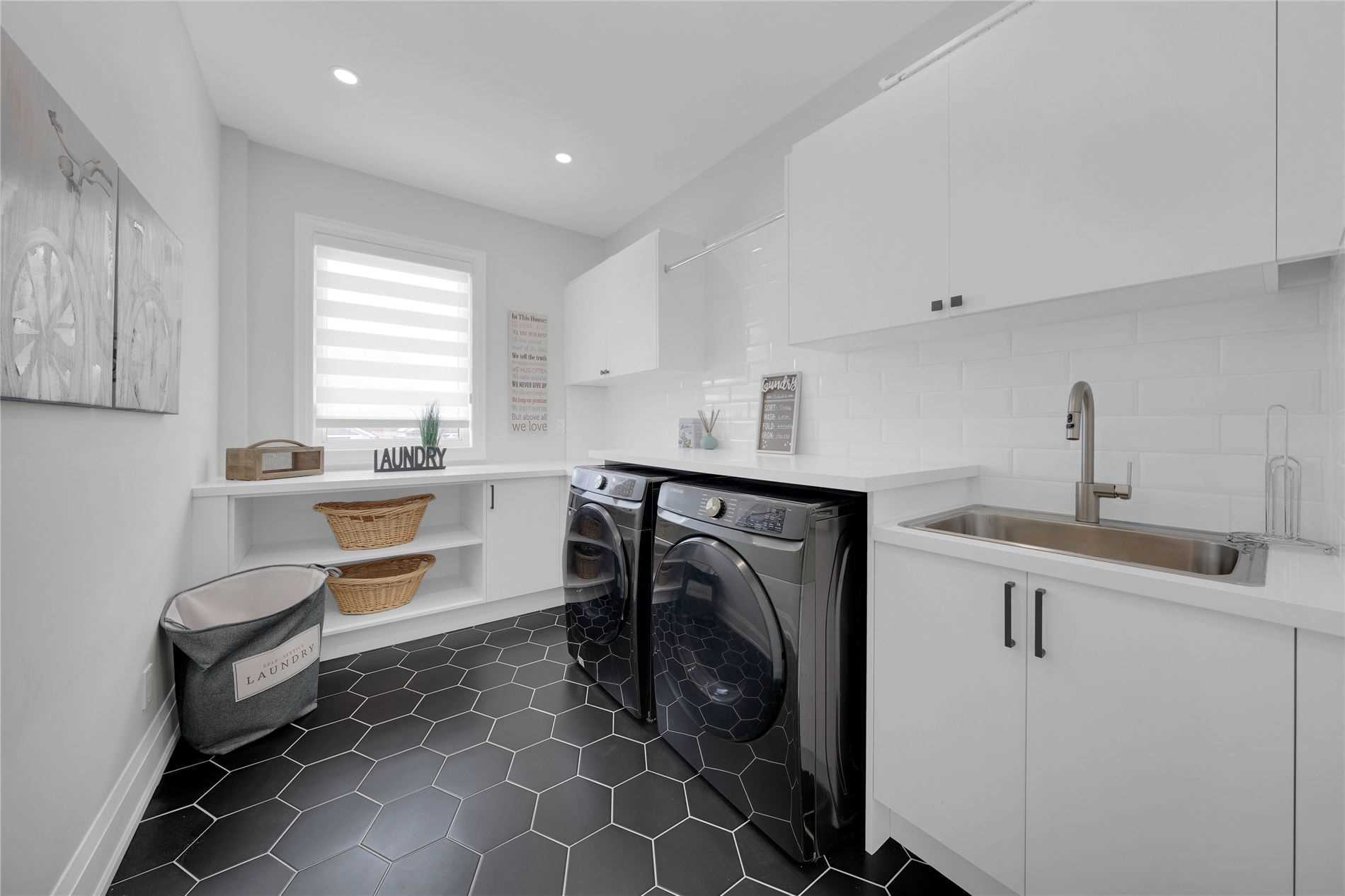 31 Chappel Hill Rd