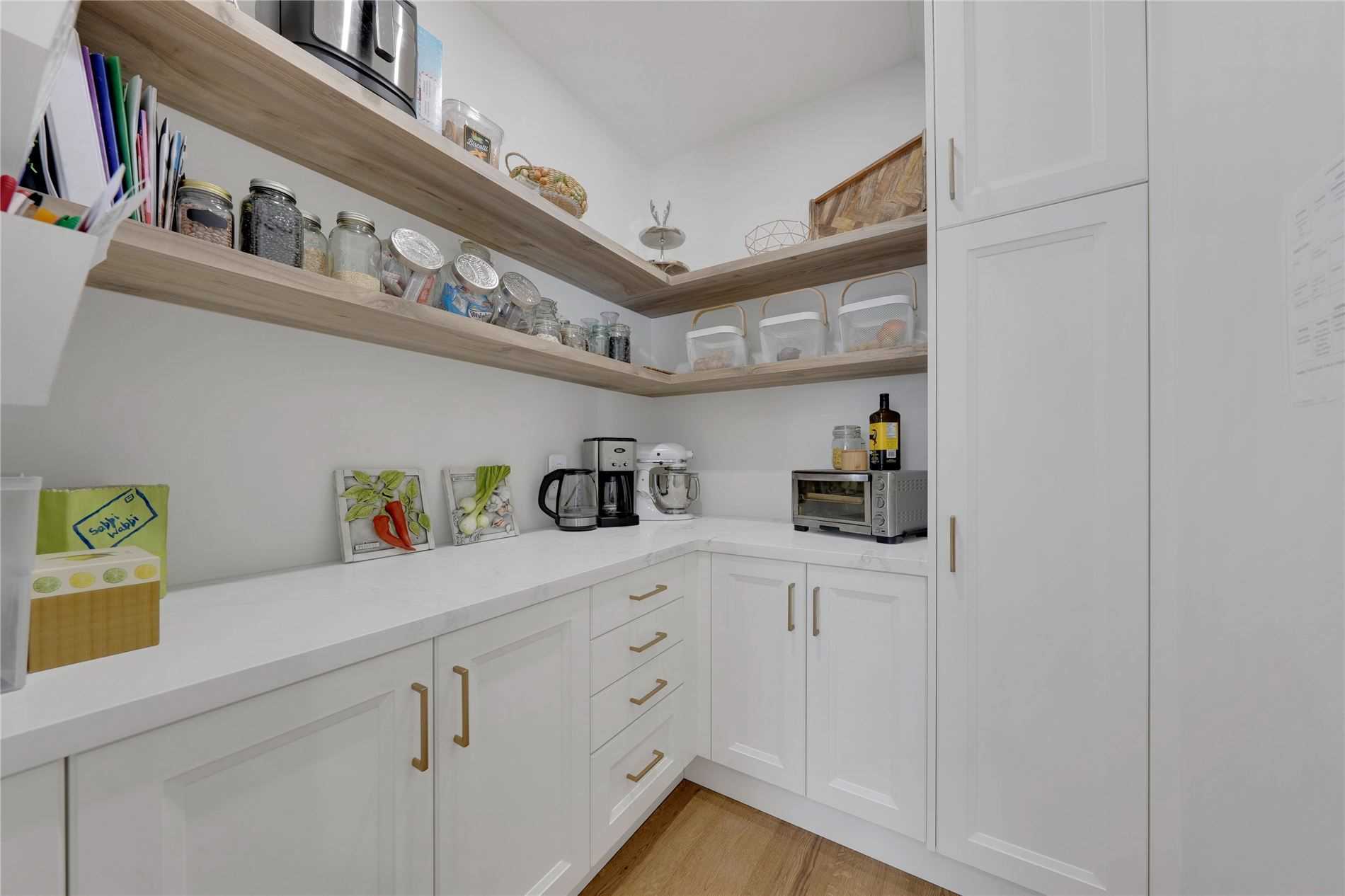 31 Chappel Hill Rd