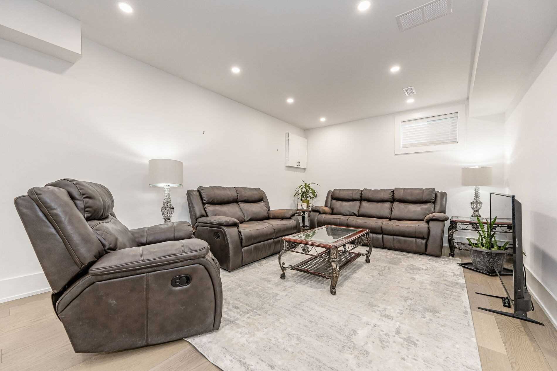 83 Shendale Drive