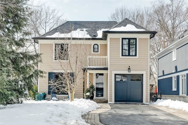 370 Watson Ave, Oakville