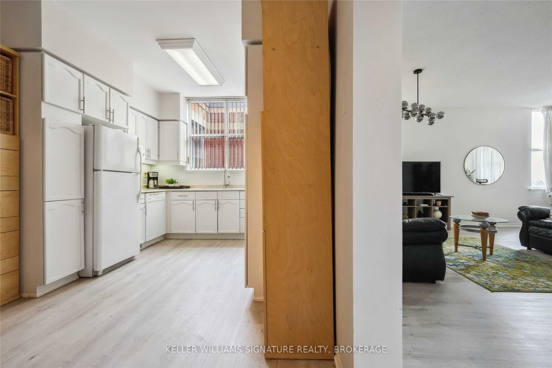 Listing W5977273 - Large Photo # 4