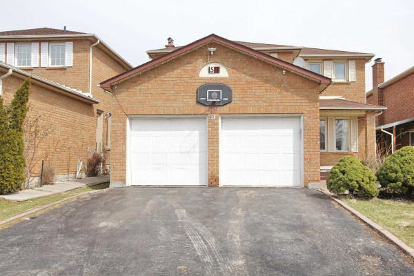51 Blackmere Circ, Brampton