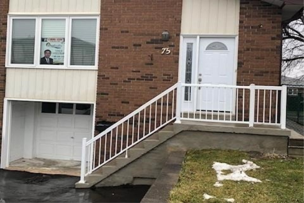 75 Newlyn Cres W, Brampton