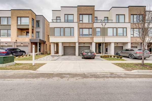 175 Huguenot Rd, Oakville