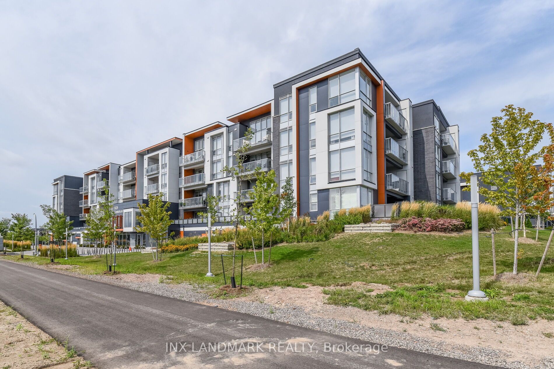 3028 Creekshore Common N, #108