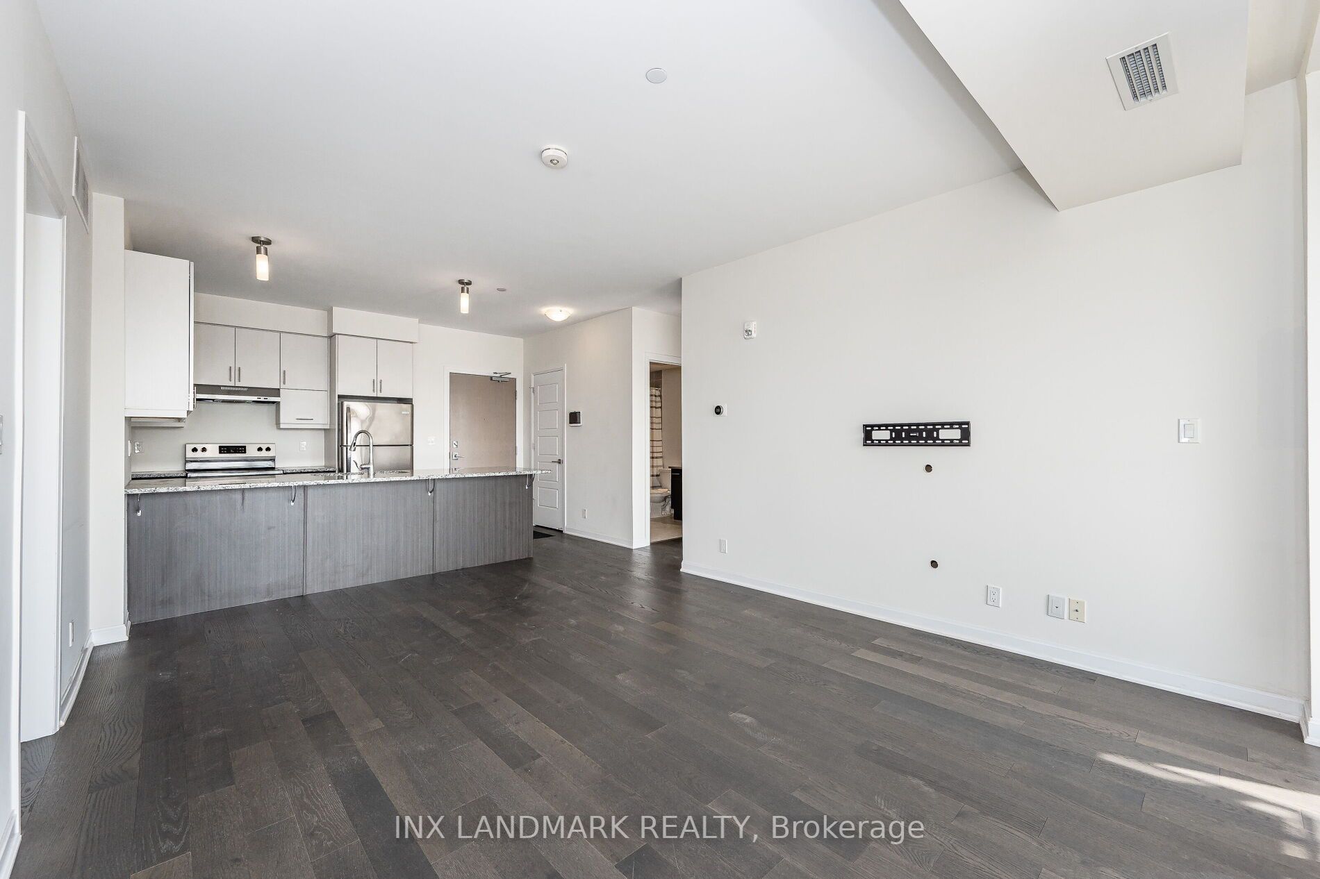 3028 Creekshore Common N, #108
