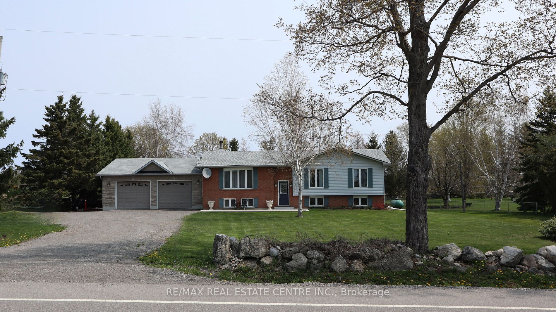 18627 Mississauga Rd