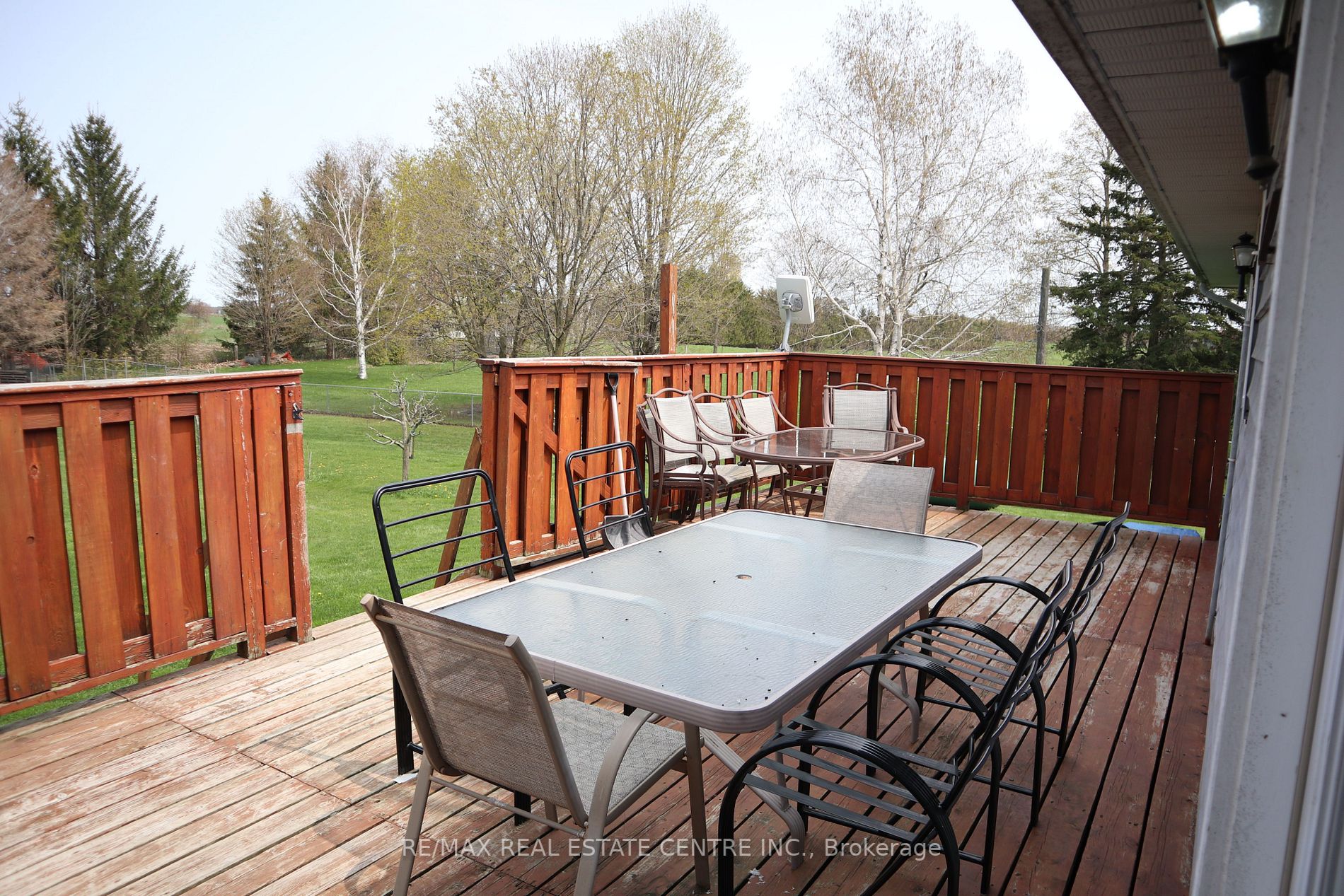 18627 Mississauga Rd