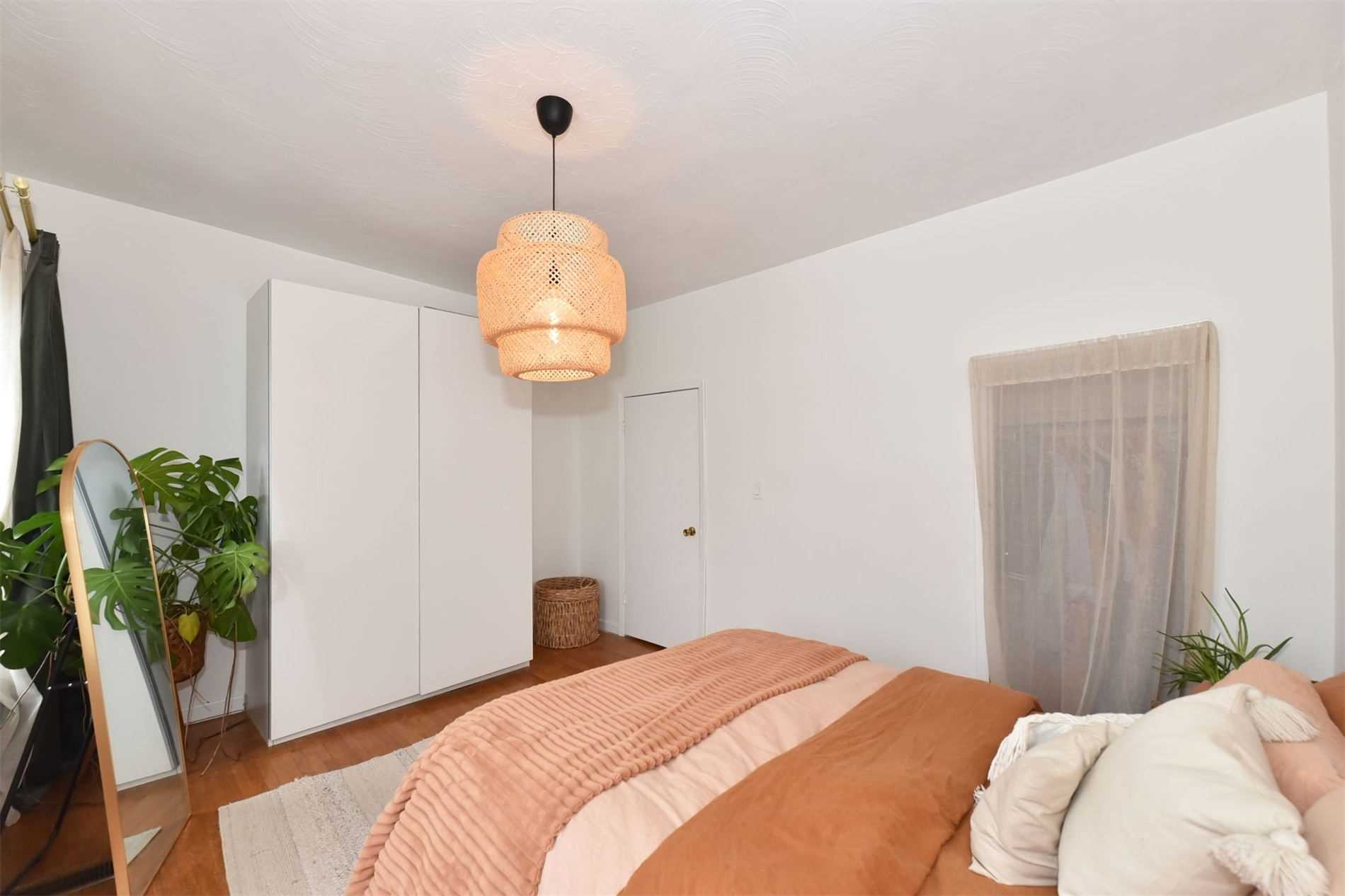 Listing W5978257 - Large Photo # 17