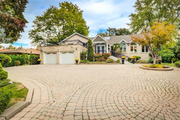 7 Palace Arch Dr, Toronto