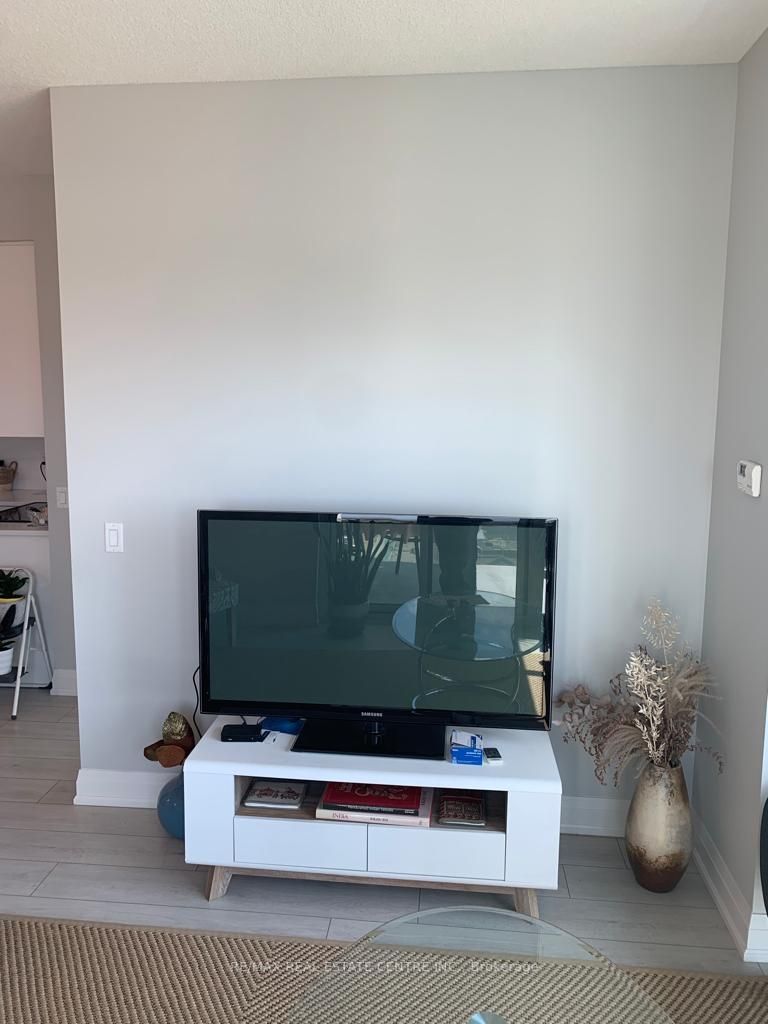 Listing W5978376 - Large Photo # 25