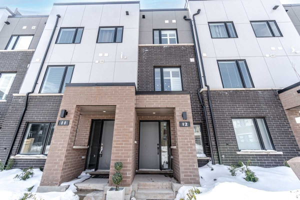 348 Wheat Boom Dr, Oakville