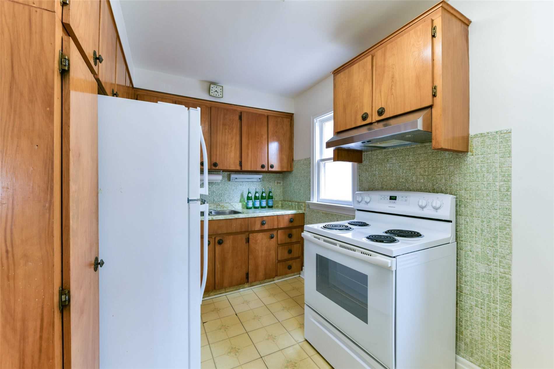 21 South Kingsway
