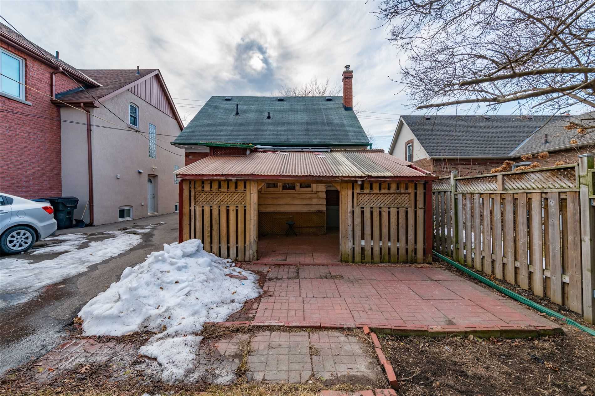 21 South Kingsway