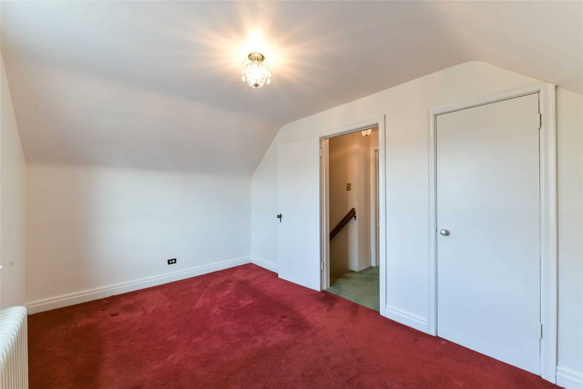 21 South Kingsway